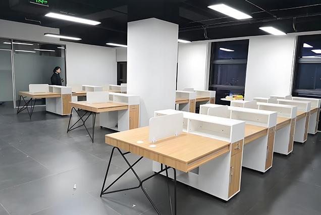 簡約現(xiàn)代職員(yuán)桌-10